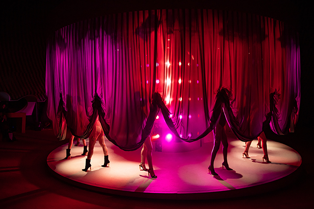 Dance performance for the Loubi Show